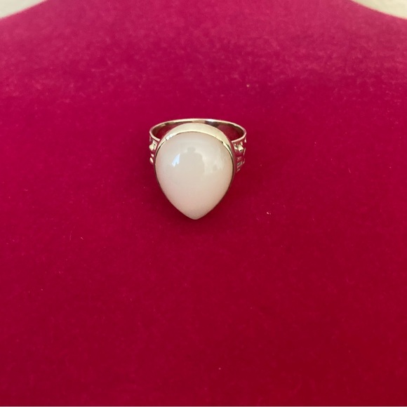 Amy Kahn Russell Moonstone 925 Silver Ring
